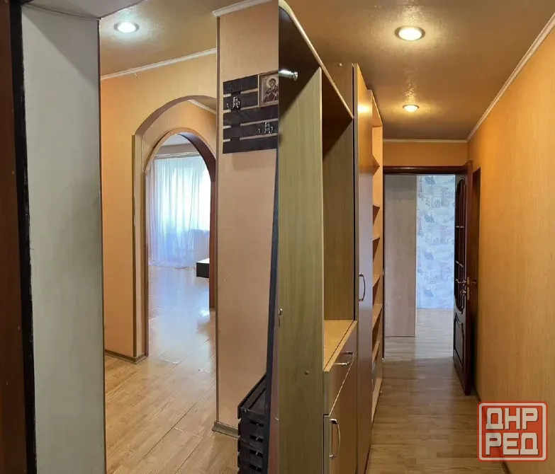 Продается 2 комн. квартира, 5/5, 41.2 м² Донецк, Ворошиловский р-н, ул. Артема Донецк - изображение 1