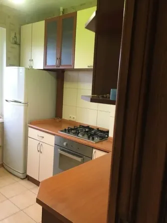 2-к квартира, 57 м2, 3/5 эт. Мариуполь