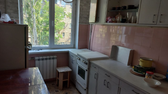 Продам 3 к квартиру Центр Мариуполь