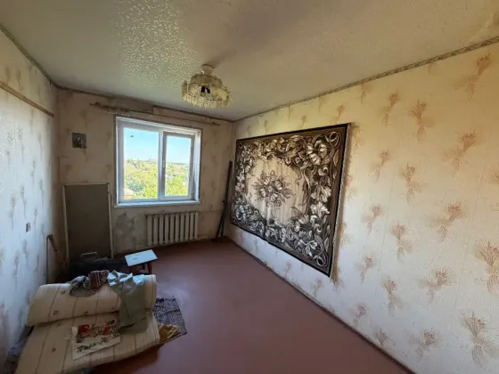 Продам 2-х комн. кв., 9/9 эт., 50 м.кв. - Макеевка, ул. Лебедева, Горняцкий р-н Макеевка