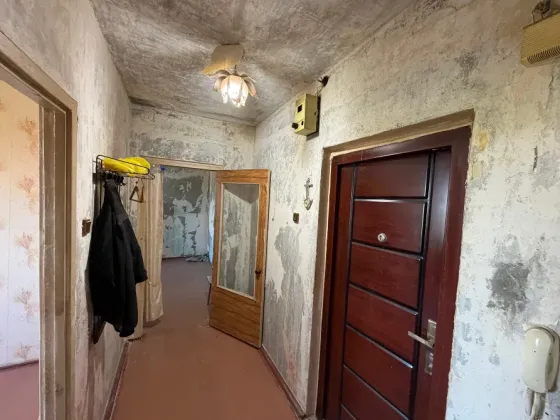 Продам 2-х комн. кв., 9/9 эт., 50 м.кв. - Макеевка, ул. Лебедева, Горняцкий р-н Макеевка