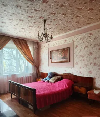 Продам 2х ком Буденновский р-он, Караван Донецк