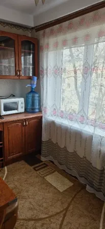 Продаеться 2-х комнатная по ул.Соколовского, г.Донецк от собственника Донецк