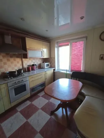 Продам 3 к. квартиру 6/9 улица Ионова, Ленинский район Донецк