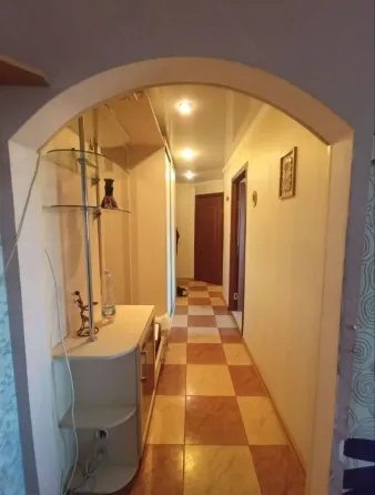 Продам 3 к. квартиру 6/9 улица Ионова, Ленинский район Донецк