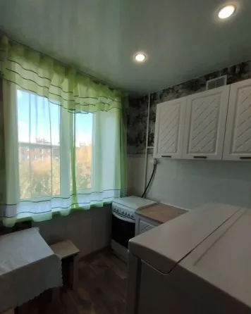 Сдаю двухкомнатную квартиру 43.0 м² этаж 4/5 город донецк, киевский район, проспект панфилова, вишне Донецк