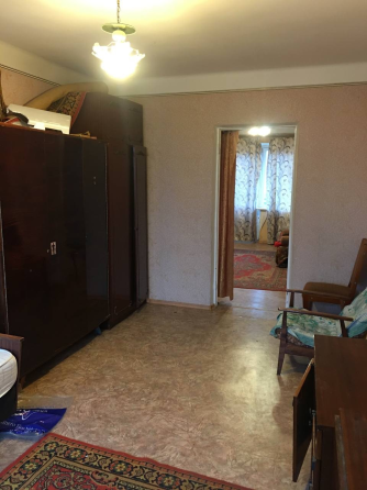 Продажа 2-х комнатной квартиры Макеевка, Центрально-Городской район, бул. 8-го Сентября, автомагазин Макеевка