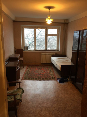 Продажа 2-х комнатной квартиры Макеевка, Центрально-Городской район, бул. 8-го Сентября, автомагазин Макеевка
