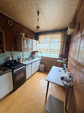 Продам квартиру в центре Ясиноватая
