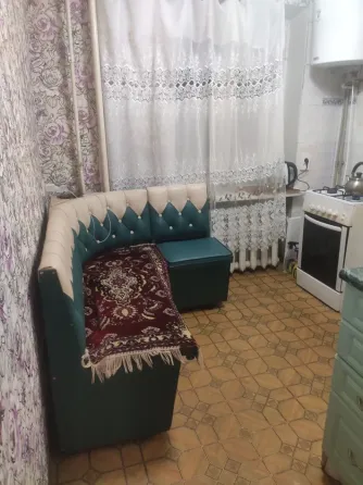 Продам 1ком Центр Макеевка Макеевка