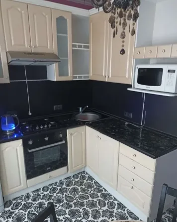 Сдам 1 кв ленинский район, ул аравийская Донецк