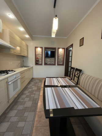 2к квартира Жукова Мариуполь