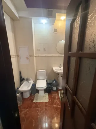 Продам 3х квартиру центр Донецк