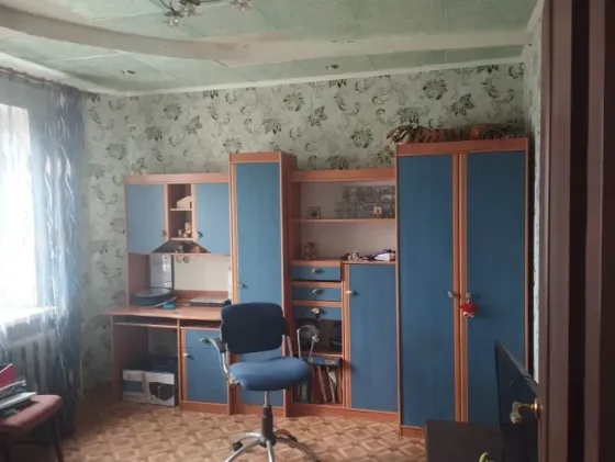 Продаётся 2-х комнатная квартира в Будённовском районе, пл. Буденного, ул. Довженко Донецк
