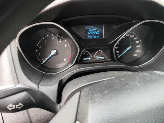 ford focus 1.6 , 2011 Донецк