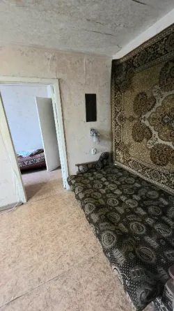 Недорого! 2-комн квартира, 2/5, бонусом - гараж, пр.Киевский 56 Донецк