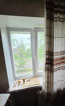Недорого! 2-комн квартира, 2/5, бонусом - гараж, пр.Киевский 56 Донецк