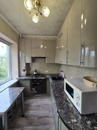 Продам 2-х к квартиру, Гвардейка, 8-8, ул. Уборевича. Макеевка