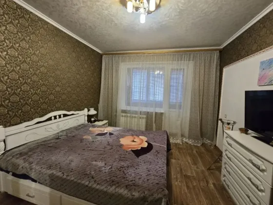 Продам 3-х к квартиру , Гвардейка, п. Калинино, ул. Ботаническая. Макеевка