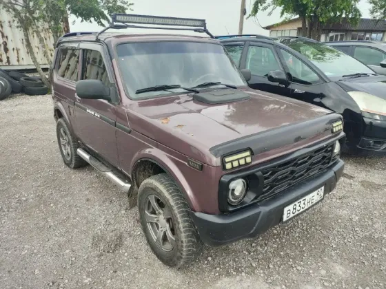 Ваз Lada нива 1.7 MT, 2012, Енакиево
