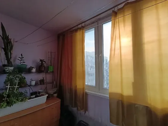Продам 2-комнатную квартиру в Орджоникидзевском районе Мариуполь