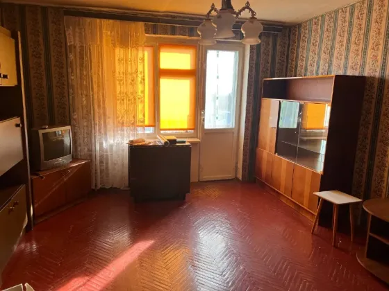 Продам 3-х комнатную квартиру Шахтерск