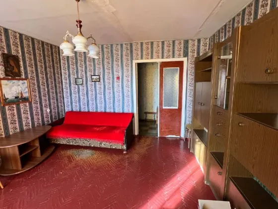 Продам 3-х комнатную квартиру Шахтерск
