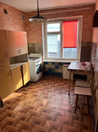 Продам 3-х комнатную квартиру Шахтерск