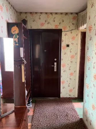 Продам 3-х комнатную квартиру Шахтерск