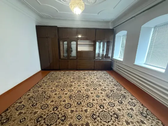Продается уютный дом в пригороде Мариуполя, в поселке Сартана. Мариуполь