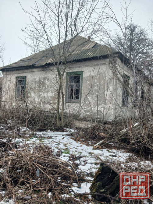 Продаётся заброшенный дом на пос . Новая Зря(29) Горняцкий район Макеевка - изображение 1