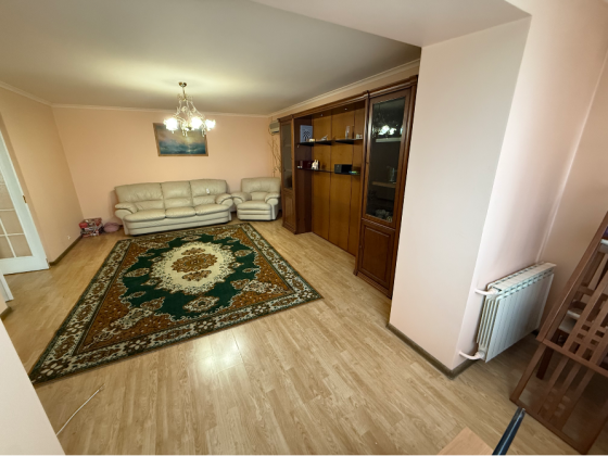 Срочная Продажа 3х ком.,кв.Реальному Клиенту Торг - ул.Артема / Детский мир . Документы готовы . Донецк