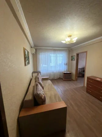 Продам 3х комн. 2/4, жилое состояние, ул. Антропова ост. Интернат Донецк