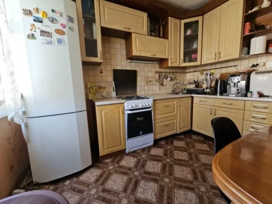 Продам 3 ку на Бакинах Донецк