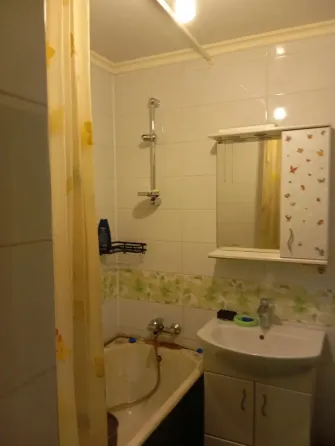 Продажа дома в Донецке площадью 57м2. на земельном участке 5,5 сот. в Калининском р-не Донецк