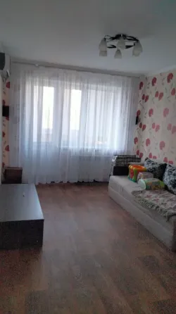 Продам 3- к квартиру Мариуполь