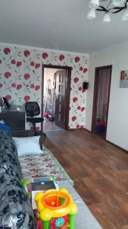 Продам 3- к квартиру Мариуполь