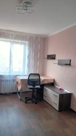 Продам 3- к квартиру Мариуполь