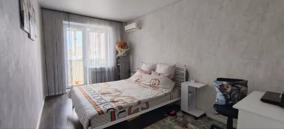 Продам 3х комн. квартиру в центре после ремонта Донецк