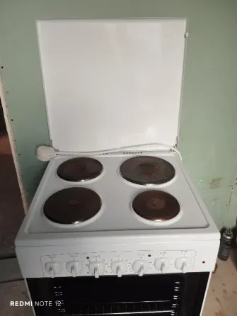 Продам электрическую плиту Гефест Макеевка