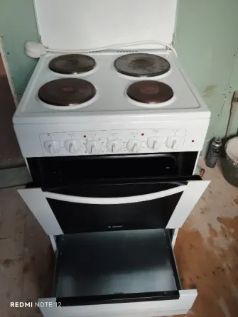 Продам электрическую плиту Гефест Макеевка