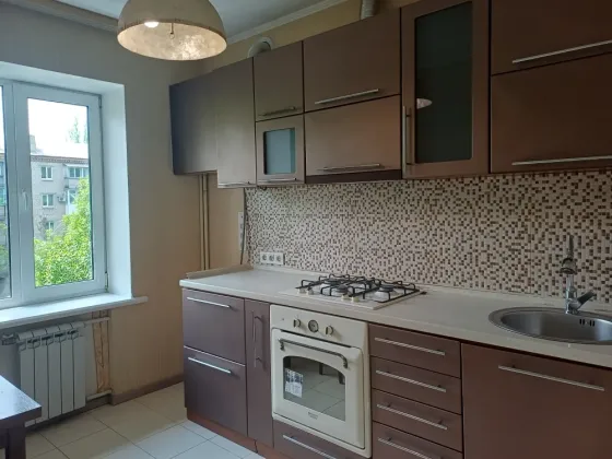 Продам 2-х комн. квартиру, пр. Красногвардейский Донецк