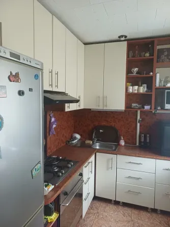 Продам 2-х комн. квартиру, Калининский рынок Донецк