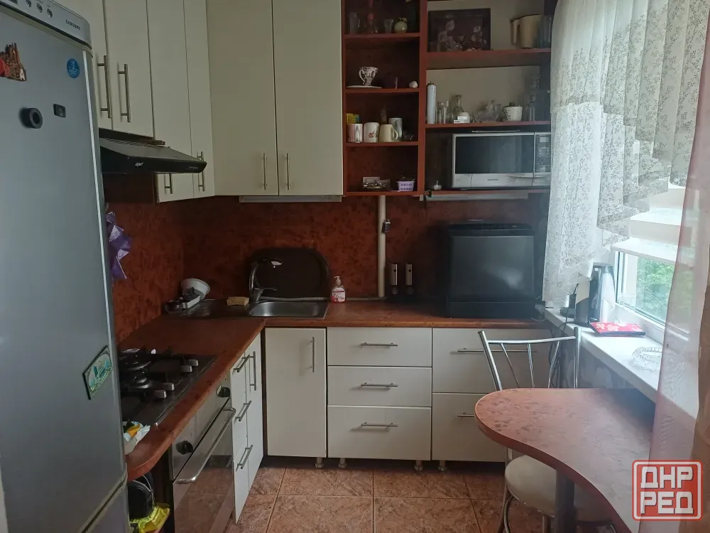 Продам 2-х комн. квартиру, Калининский рынок Донецк - изображение 1