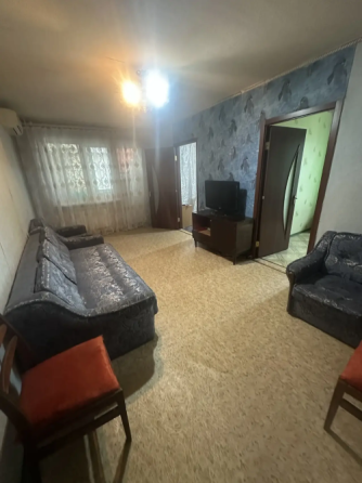 Эксклюзив нашего агентства! Продажа малогабаритной 3к.кв. кв-л Строитель, г. Макеевка Макеевка
