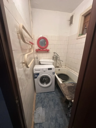 Эксклюзив нашего агентства! Продажа малогабаритной 3к.кв. кв-л Строитель, г. Макеевка Макеевка