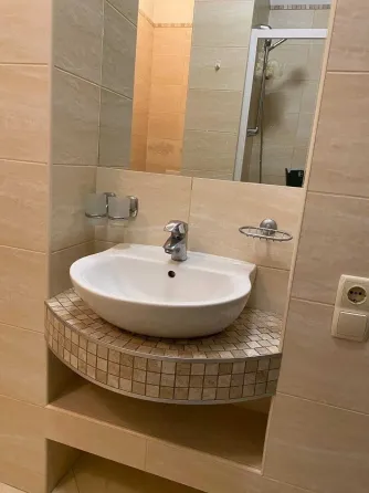 Сдается уютная 2-комнатная квартира в Ворошиловском районе Донецка! Ориентир Школьный Бульвар Донецк
