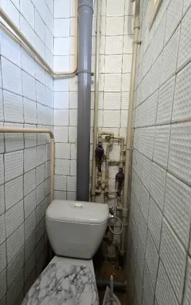 3-комн. 56 м², 1/5 эт., ул. Дудинская, Пролетарский р-н, Донецк Донецк