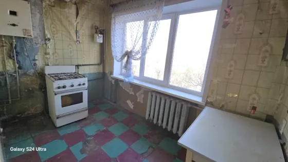 3-комн. квартира 58 м², 5/5 эт., ул. Куйбышева 165, ориентир «Топаз» Донецк