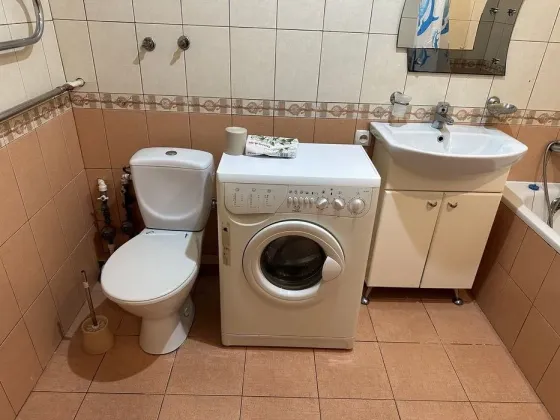 1-к квартира, 37 м2, 4/5 эт. Мариуполь